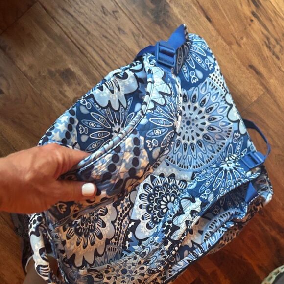 Vera Bradley Blue and White Floral Backpack - Picture 9 of 12